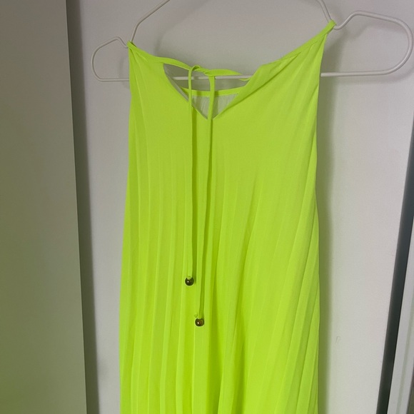 Neon pleated maxi dress - Picture 6 of 6